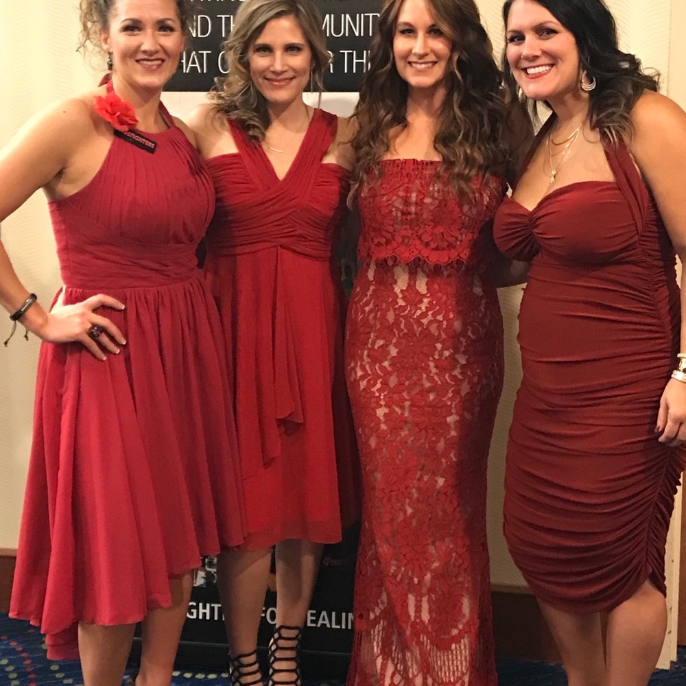 Boohoo red and nude dress size 6